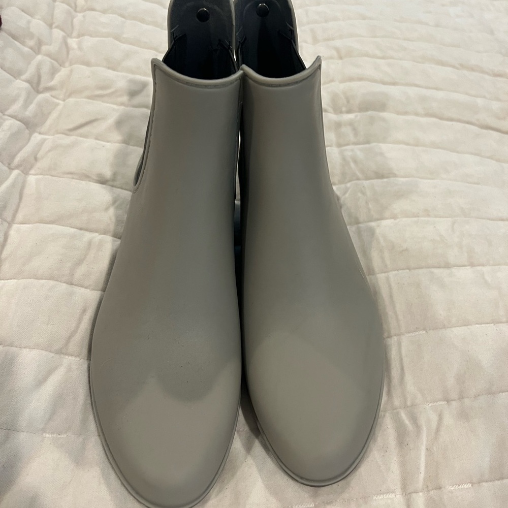 Sam Edelman gray ankle rain boots